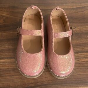 Girls Pink Iridescent RoundToe shoes